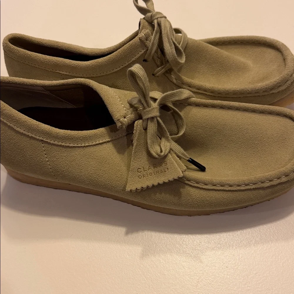 Clark’s Originals Wallabee Suede Moccasin Shoes Sz 11. NWOB. Box31